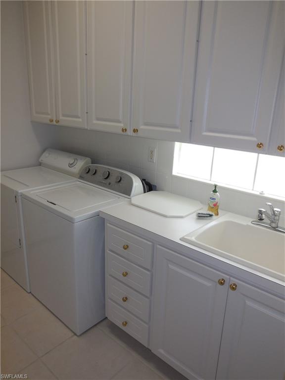 ISLAND WALK - Residential Lease