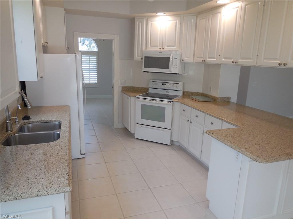 ISLAND WALK - Residential Lease