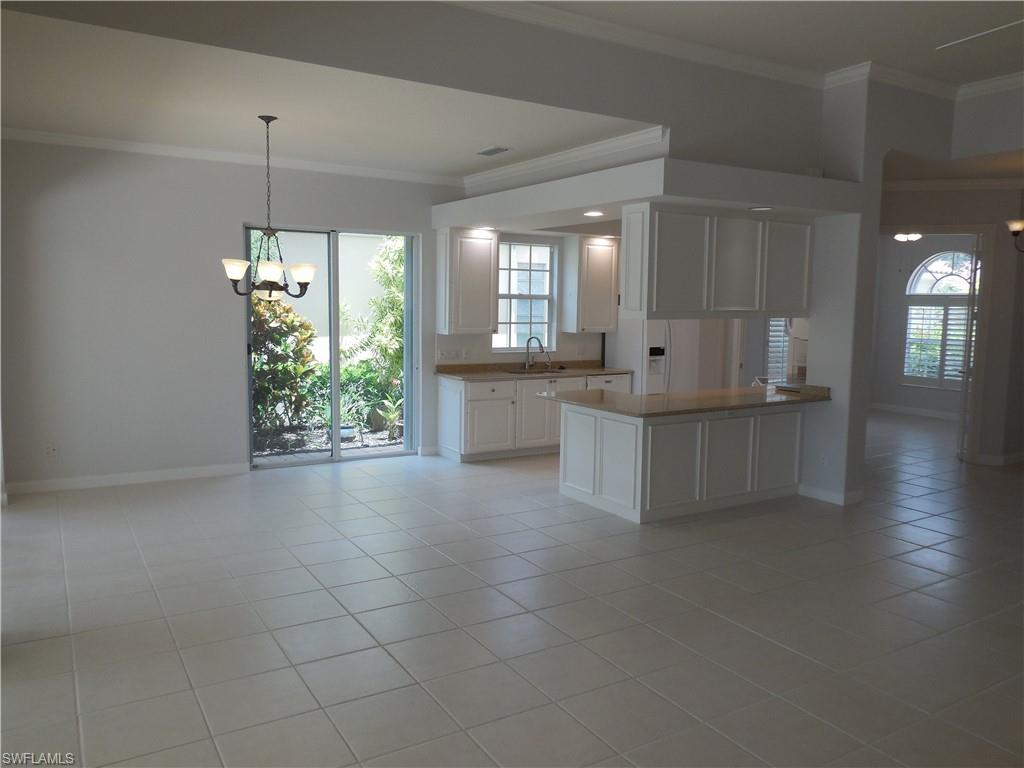 ISLAND WALK - Residential Lease