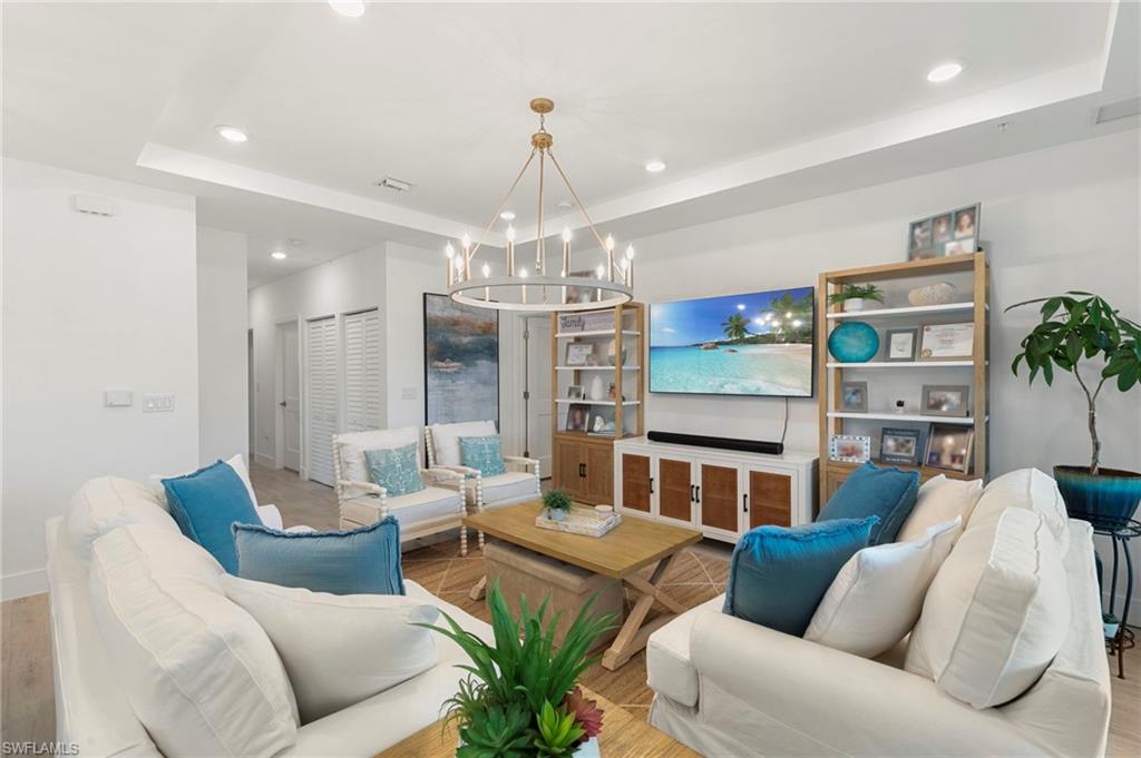 VILLA MAR BONITA BEACH - Residential