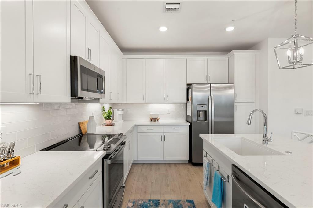 VILLA MAR BONITA BEACH - Residential