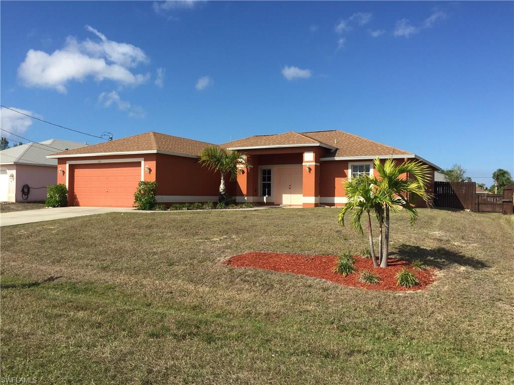 CAPE CORAL - Residential
