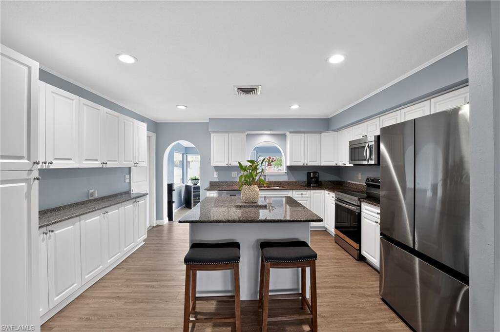 TARPON POINT MARINA - Residential