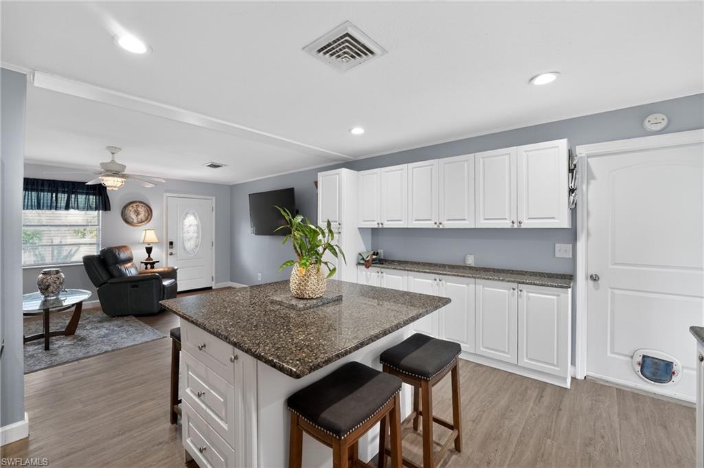 TARPON POINT MARINA - Residential