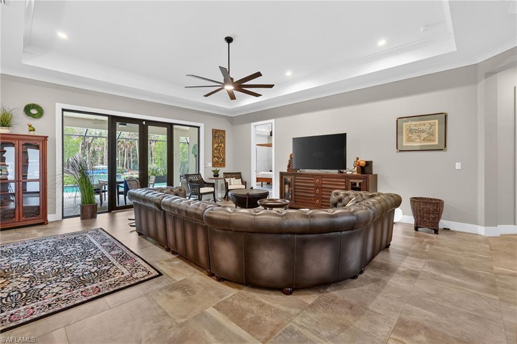 GOLDEN GATE ESTATES - Residential