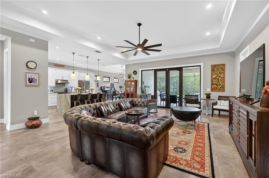 GOLDEN GATE ESTATES - Residential
