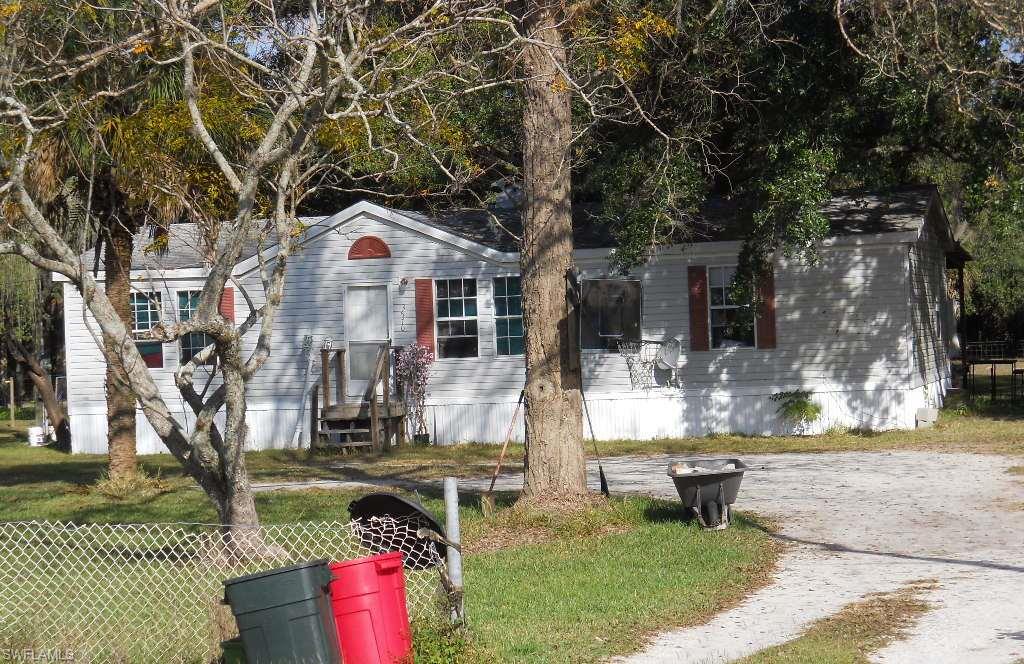 Short sale mobile home on 1/2 acre on CR 78. Needs new roof and new central air & heat system. Shed on tax card in disrepair. This is a Short Sale and may result in delays. If a court or a lender requires brokerage compensation reduction, the cooperating broker's compensation will be 50% of the gross commission paid.