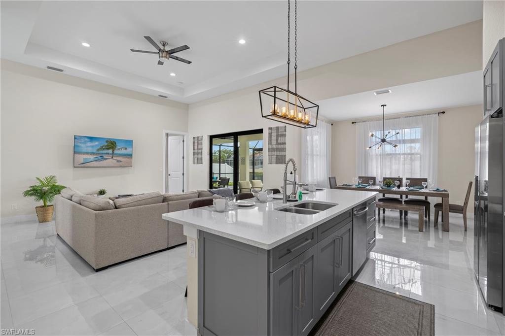 CAPE CORAL - Residential Lease