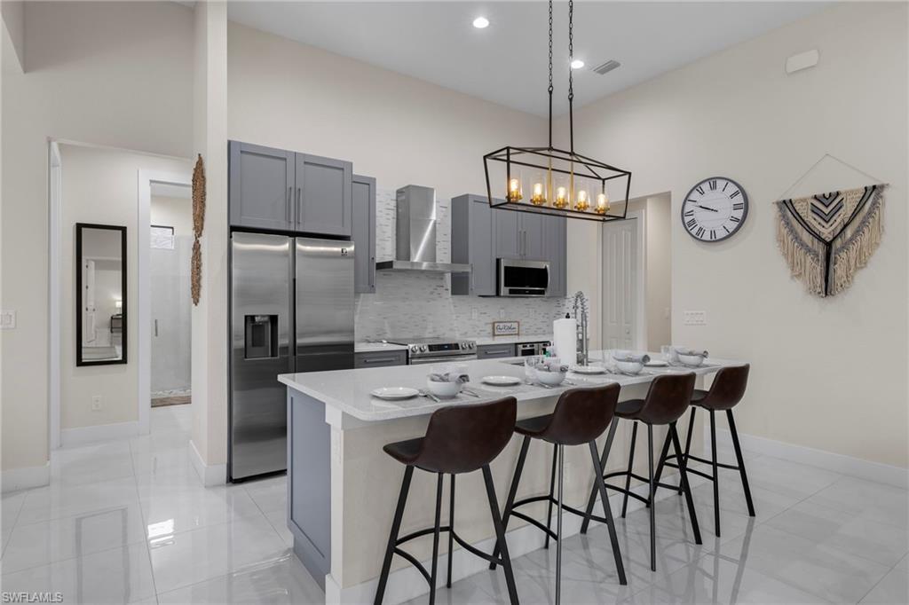 CAPE CORAL - Residential Lease