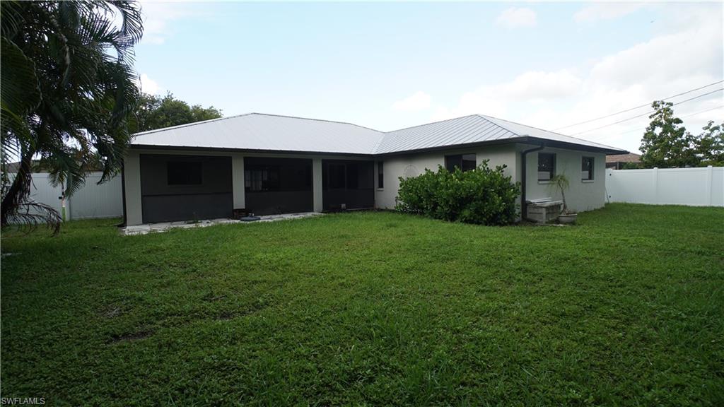CAPE CORAL - Residential
