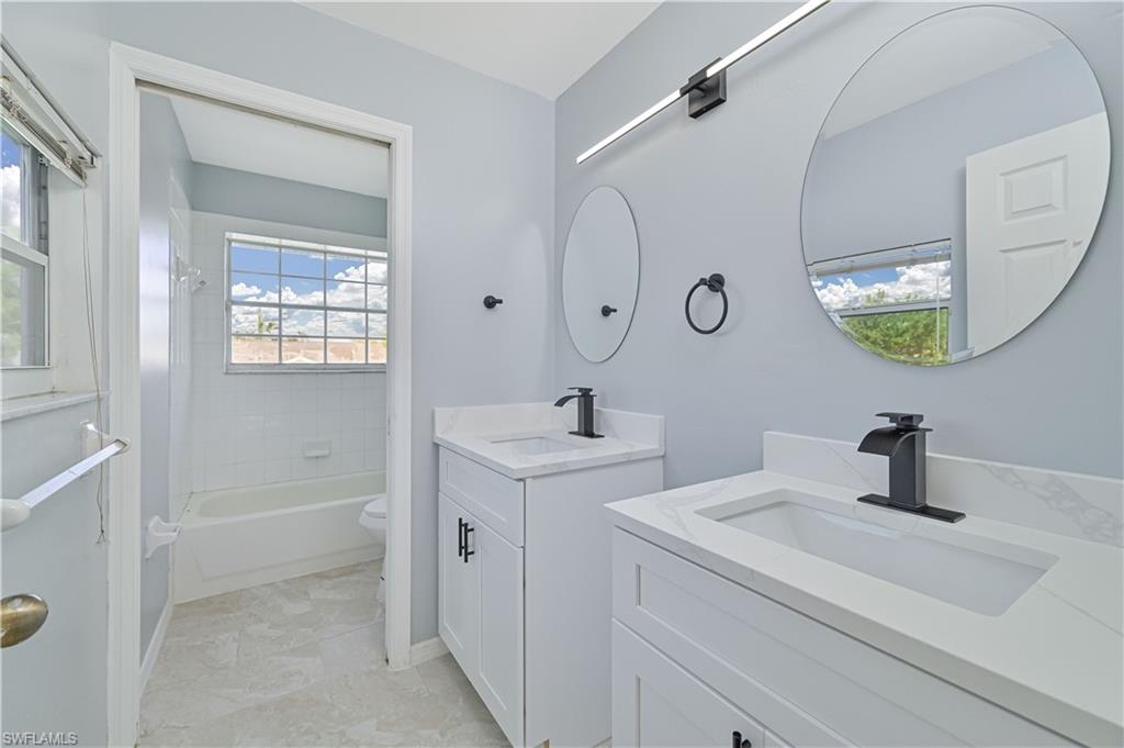 ISLANDS AT THREE OAKS - Residential