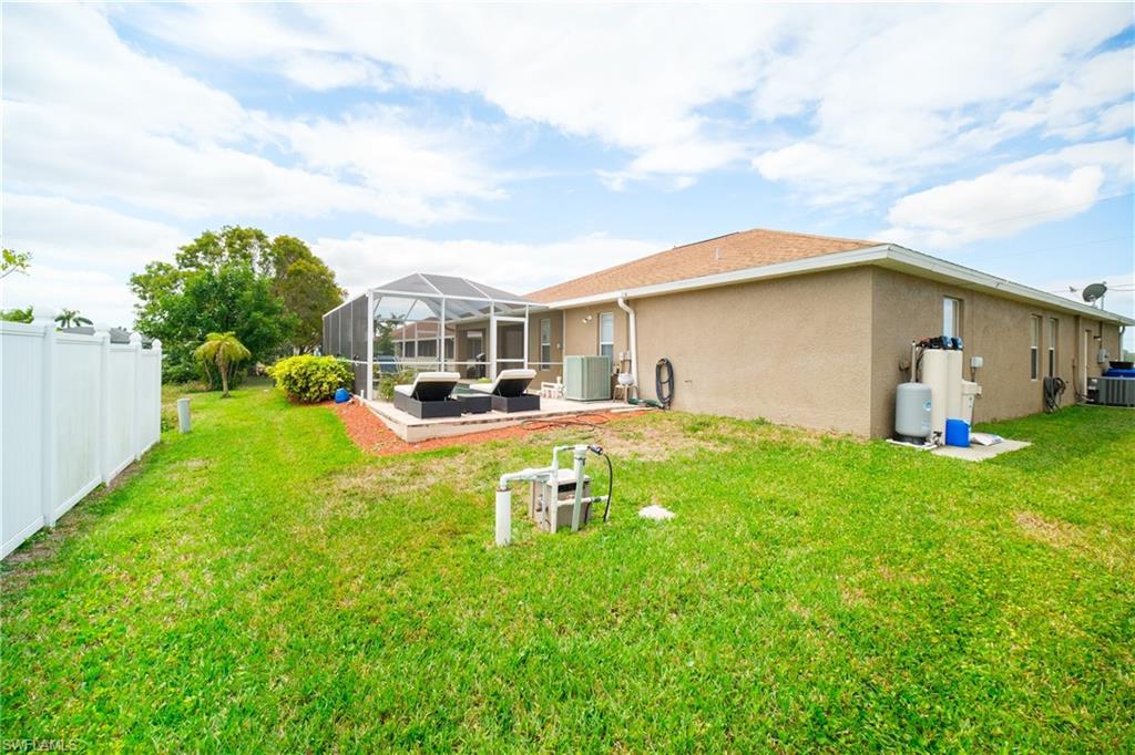 CAPE CORAL - Residential