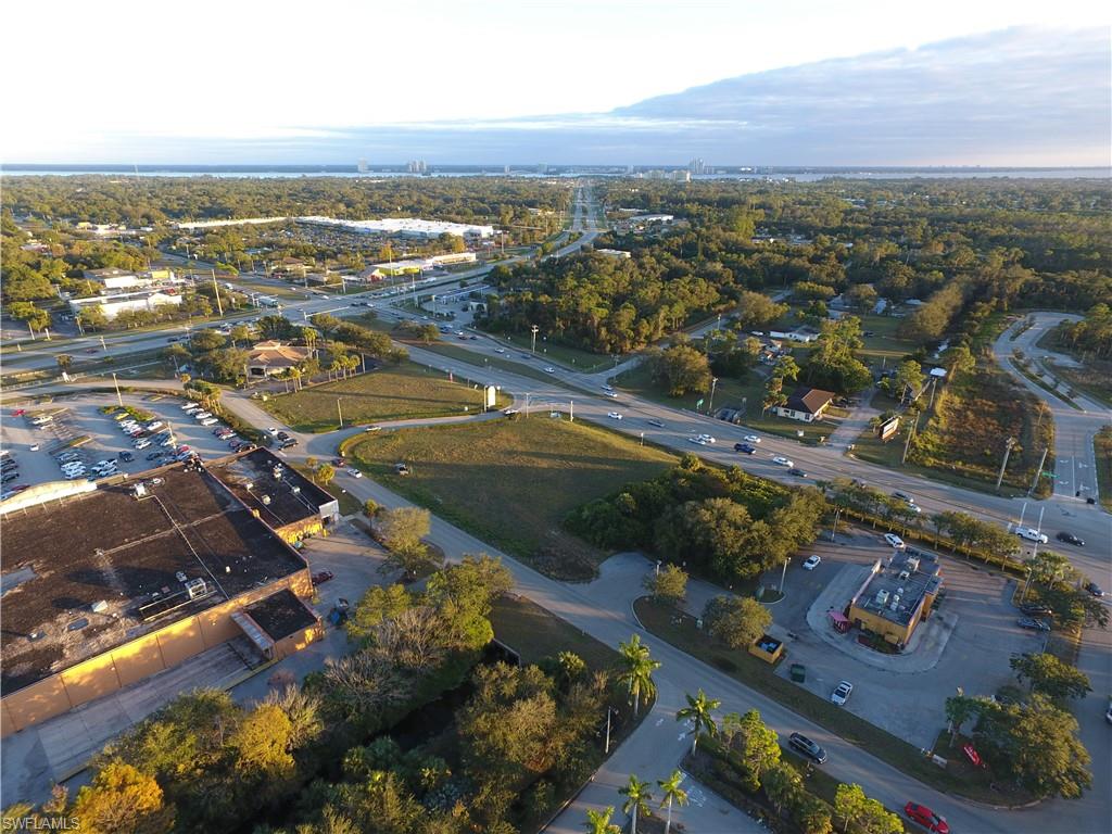 MARIANA PARK - Land