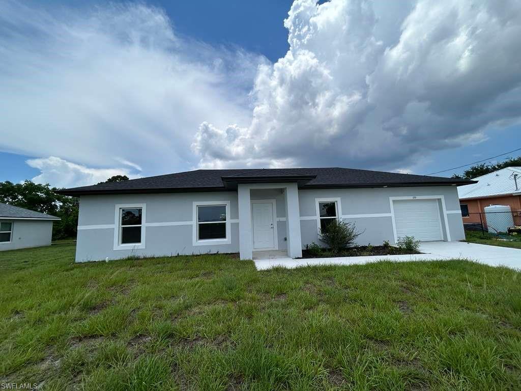 CAPE CORAL - Residential Lease
