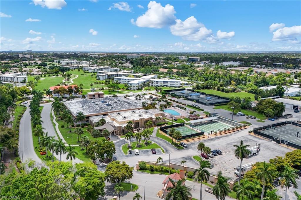 SEVEN LAKES - Residential