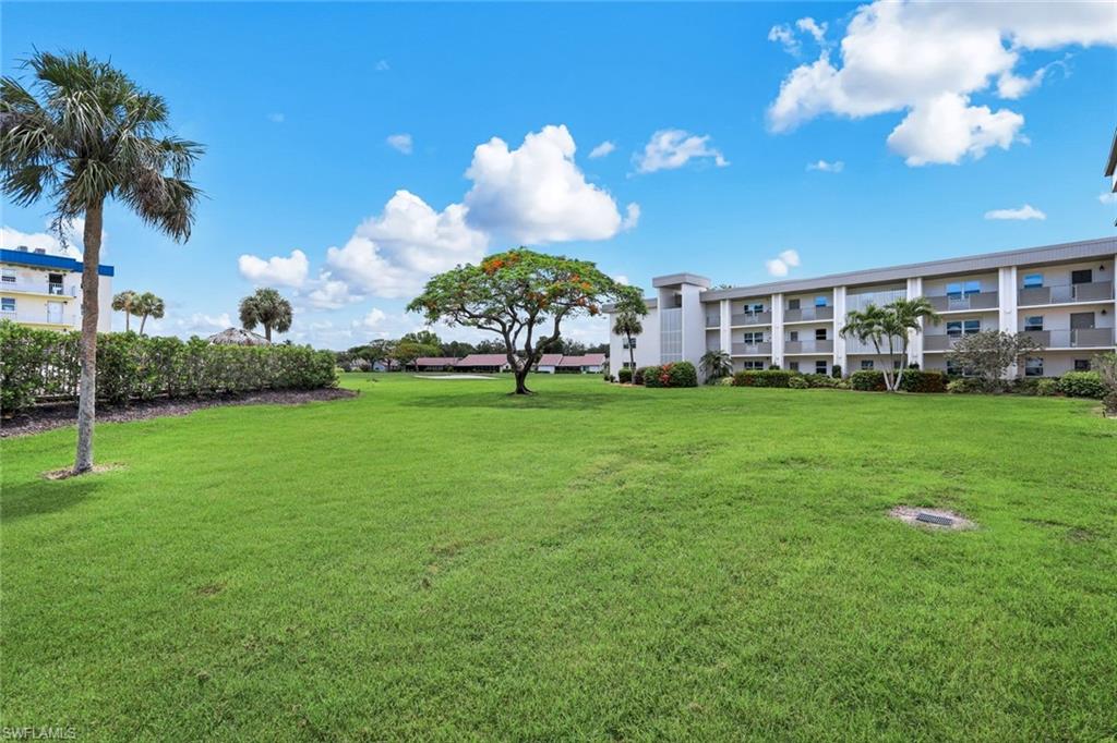 SEVEN LAKES - Residential