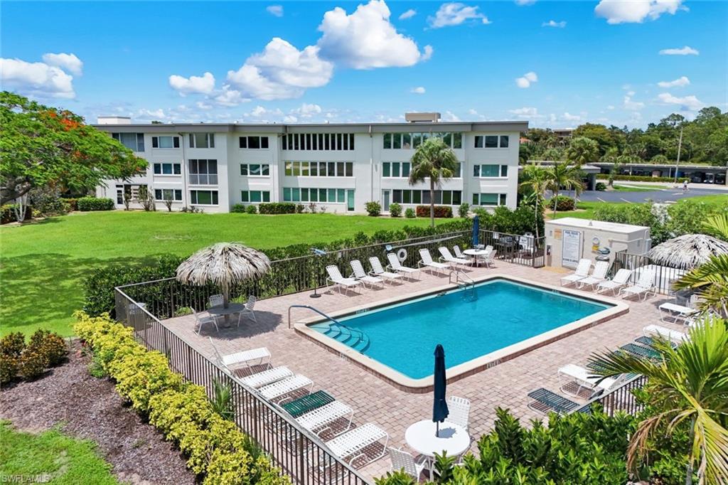 SEVEN LAKES - Residential