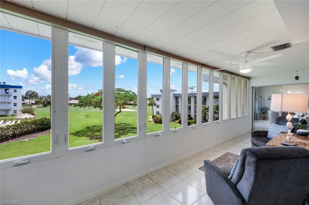 SEVEN LAKES - Residential