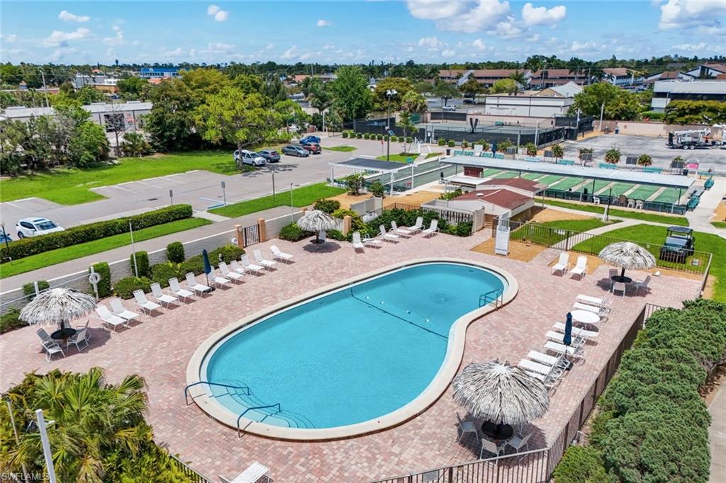 SEVEN LAKES - Residential