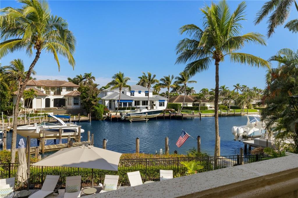 AQUALANE SHORES - Residential