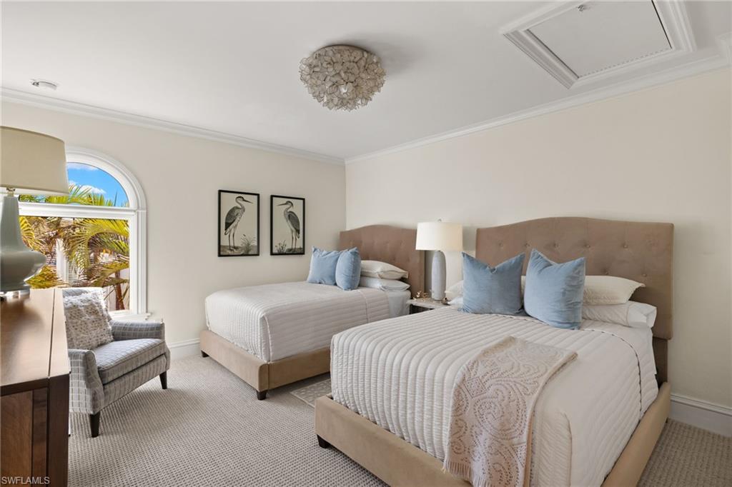 AQUALANE SHORES - Residential