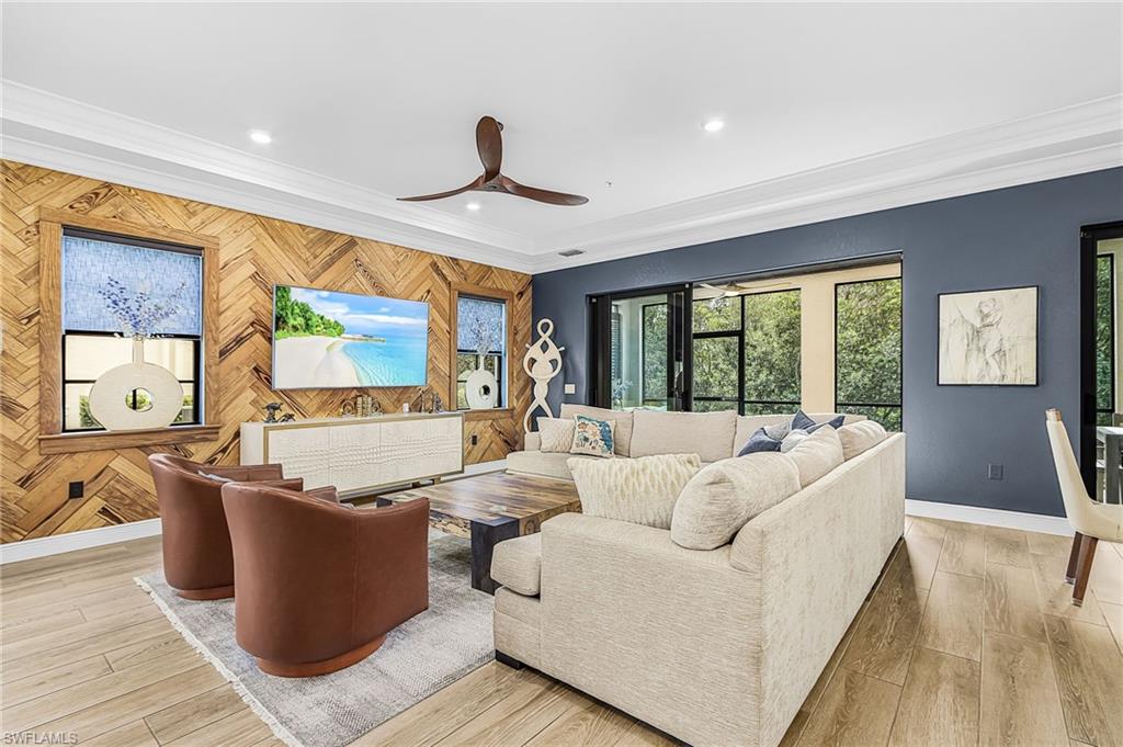 REGATTA LANDING - Residential