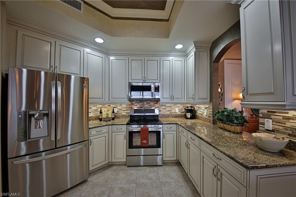 HIGH POINT PLACE - Residential