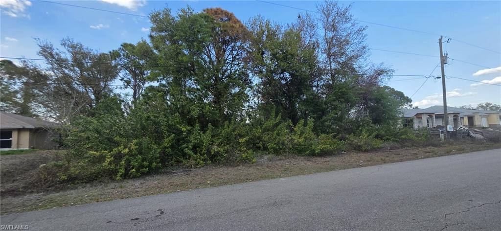 Duplex Lot for Sale | Lehigh Acres, Florida

Excellent opportunity for investors and builders! This residential lot located at 4640 15th St SW, Lehigh Acres, FL 3397* is zoned for a duplex, allowing you to build two income-producing residential units in one of Southwest Florida's fastest-growing areas.

Conveniently located with easy access to SR-82, Fort Myers, Southwest Florida International Airport (RSW), shopping centers, schools, and everyday amenities. The surrounding area continues to experience significant residential growth, making this an attractive opportunity for both rental income and long-term appreciation.

Duplex-zoned lot
Ideal for rental income or resale opportunities
Great investment in a rapidly growing market
No HOA restrictions
Close to major roads, shopping, and services
 Surrounded by new residential development

Whether you're looking to build and hold for cash flow, develop and sell, or secure land in a high-growth market, this property offers outstanding potential.

Don't miss this opportunity to invest in the future of Lehigh Acres.