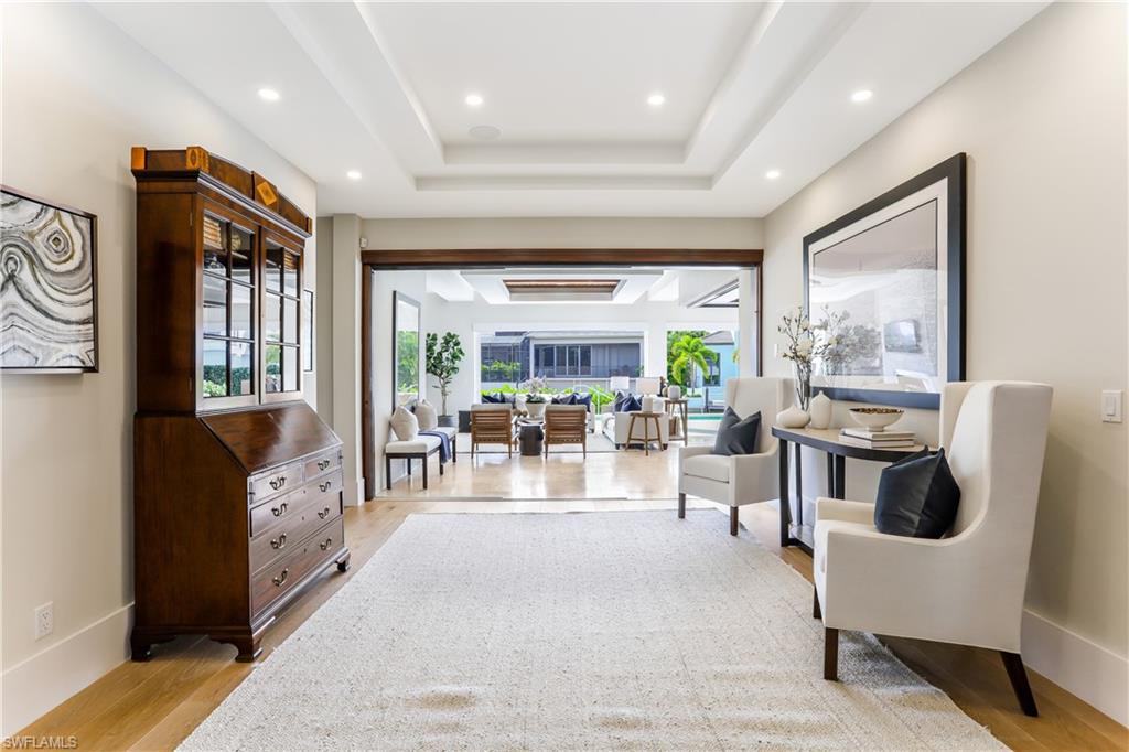 AQUALANE SHORES - Residential