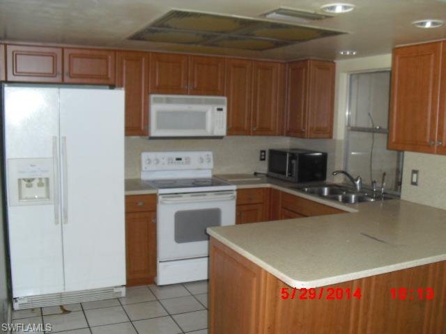 SAN CARLOS PARK - Residential