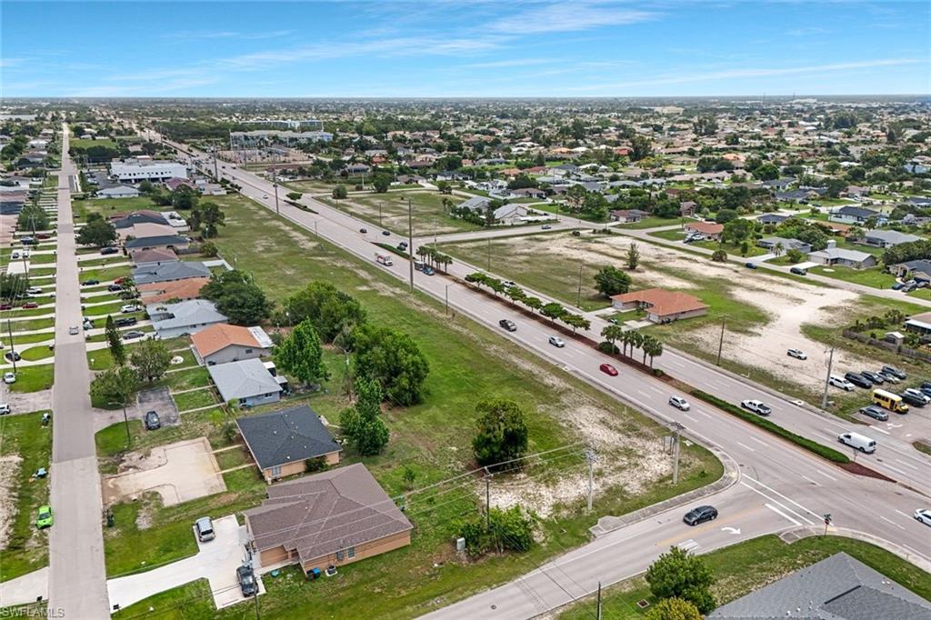 CAPE CORAL - Land