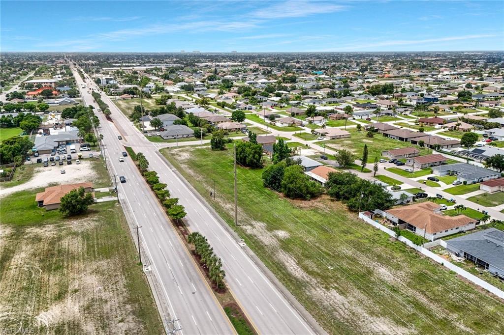 CAPE CORAL - Land