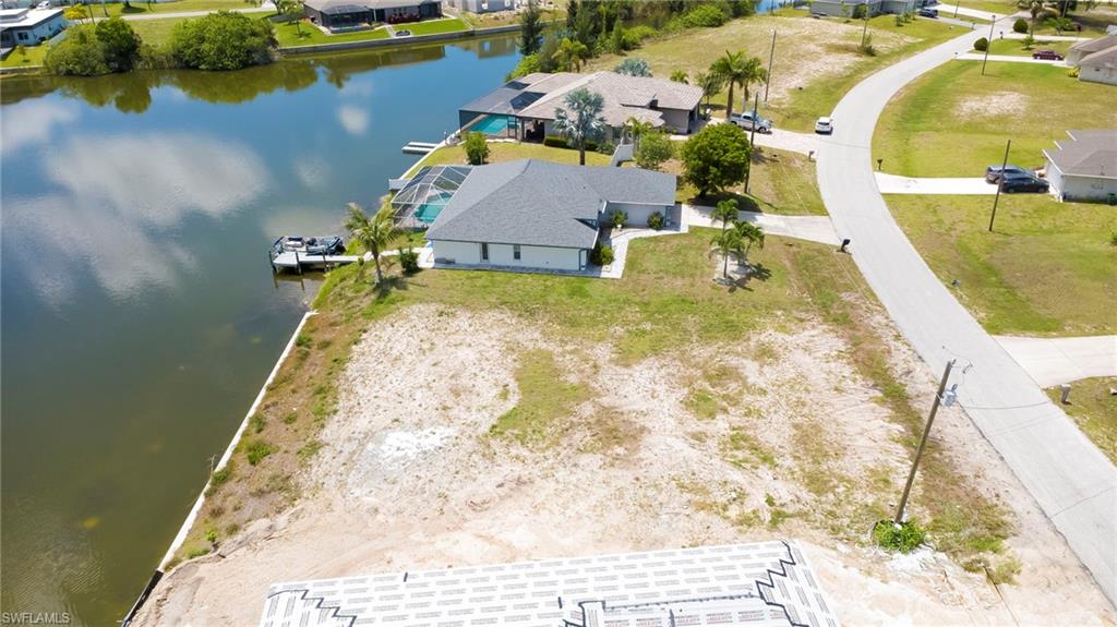 CAPE CORAL - Land