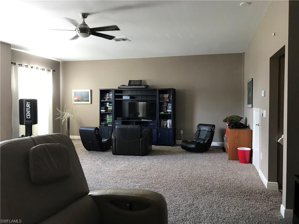 STONEYBROOK - Residential