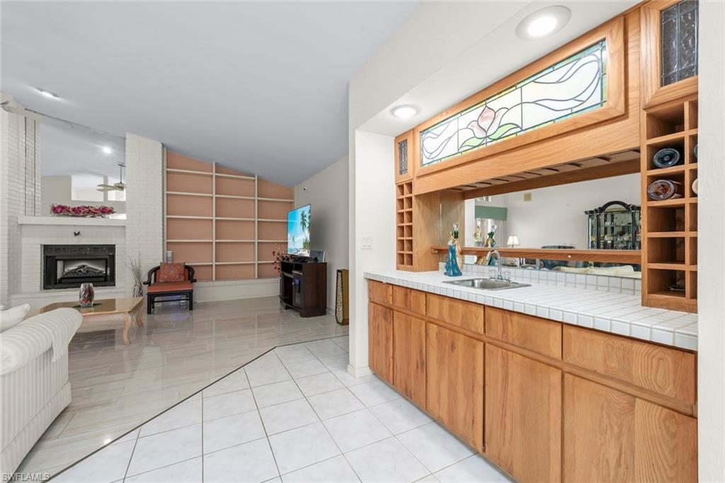FIDDLESTICKS COUNTRY CLUB - Residential