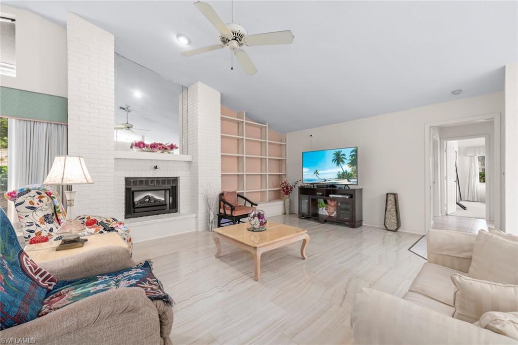 FIDDLESTICKS COUNTRY CLUB - Residential