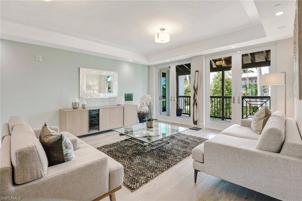 OLDE NAPLES - Residential