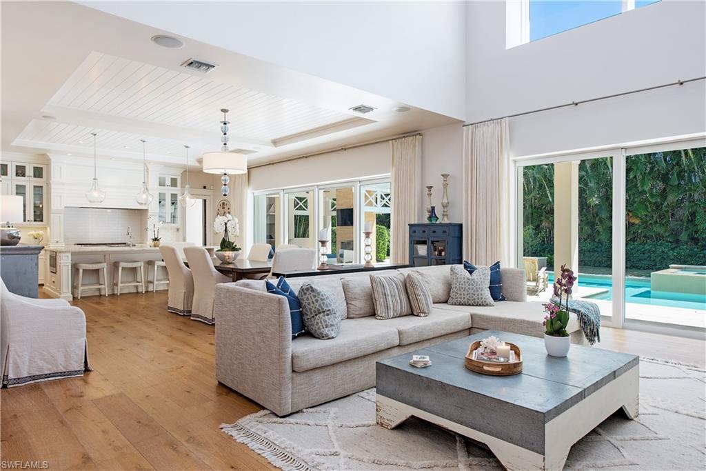 MOORINGS - Residential
