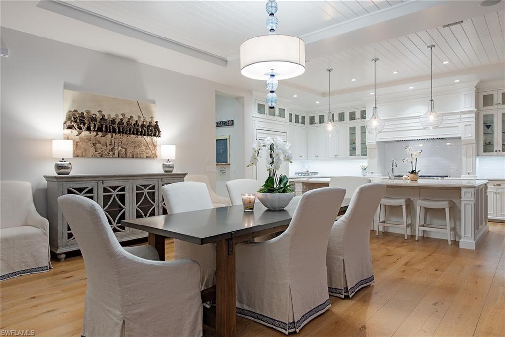 MOORINGS - Residential