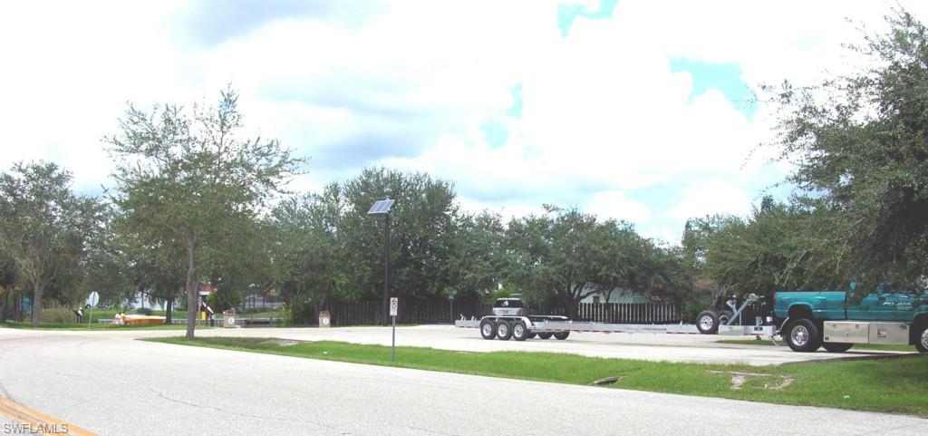 FORT MYERS SHORES - Residential