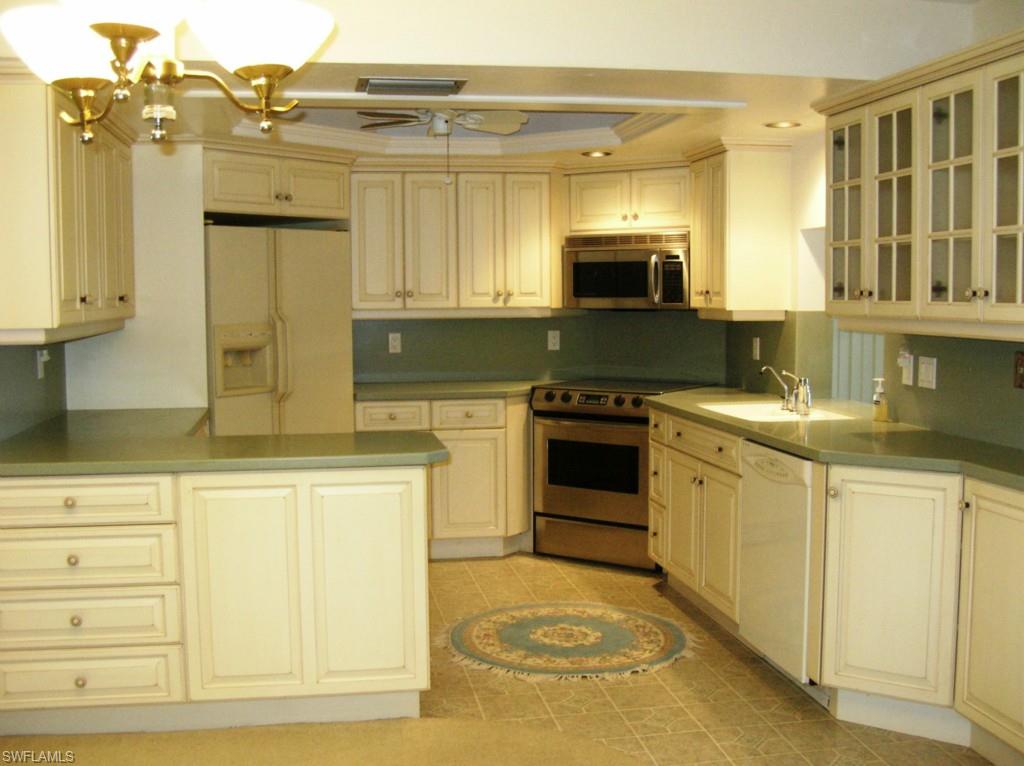 FORT MYERS SHORES - Residential