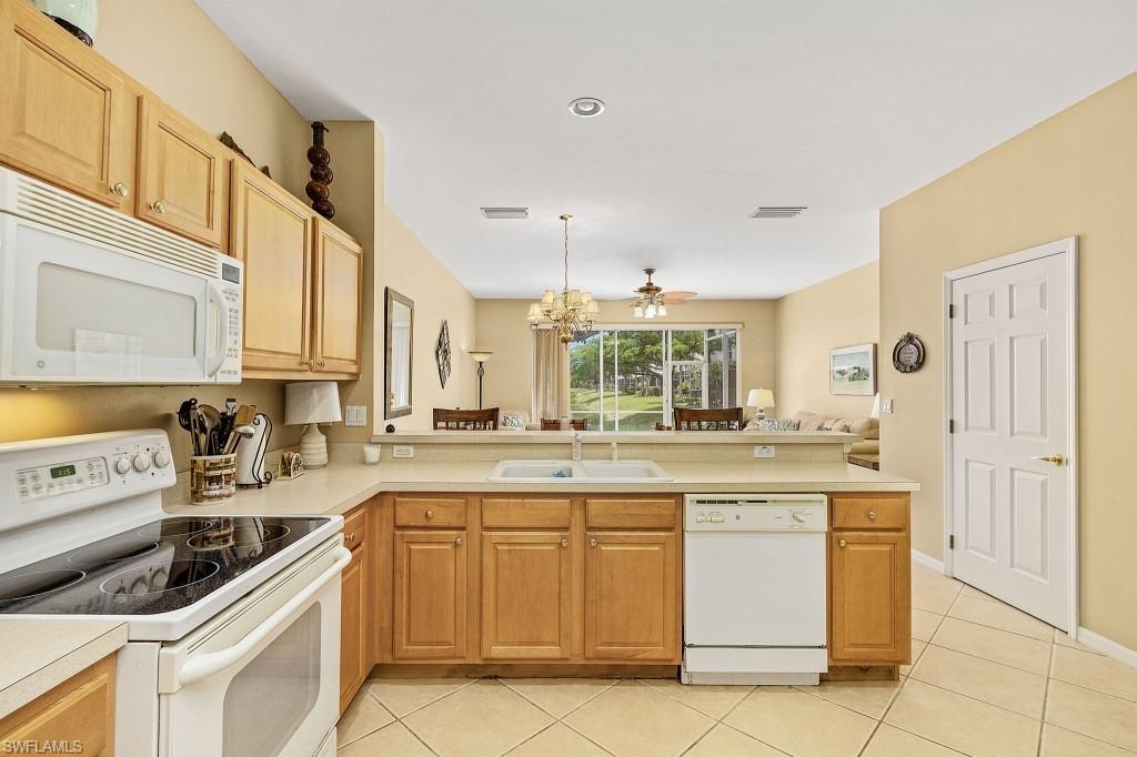 LAKEWOOD VILLAGE - Residential
