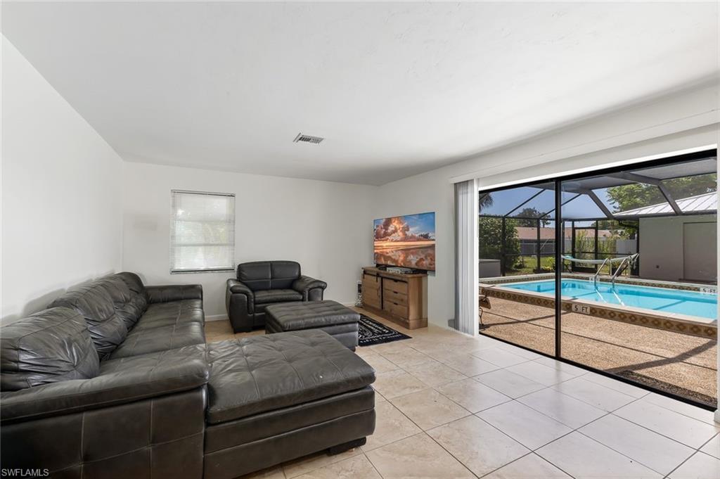 CAPE CORAL - Residential Income