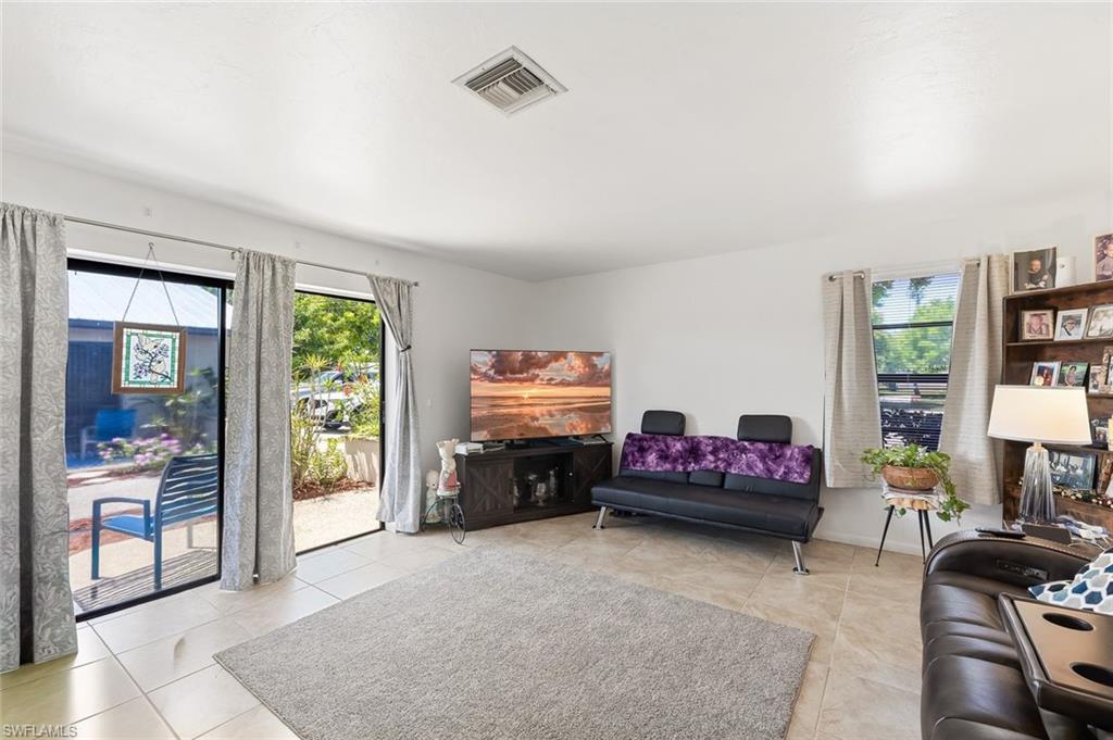 CAPE CORAL - Residential Income