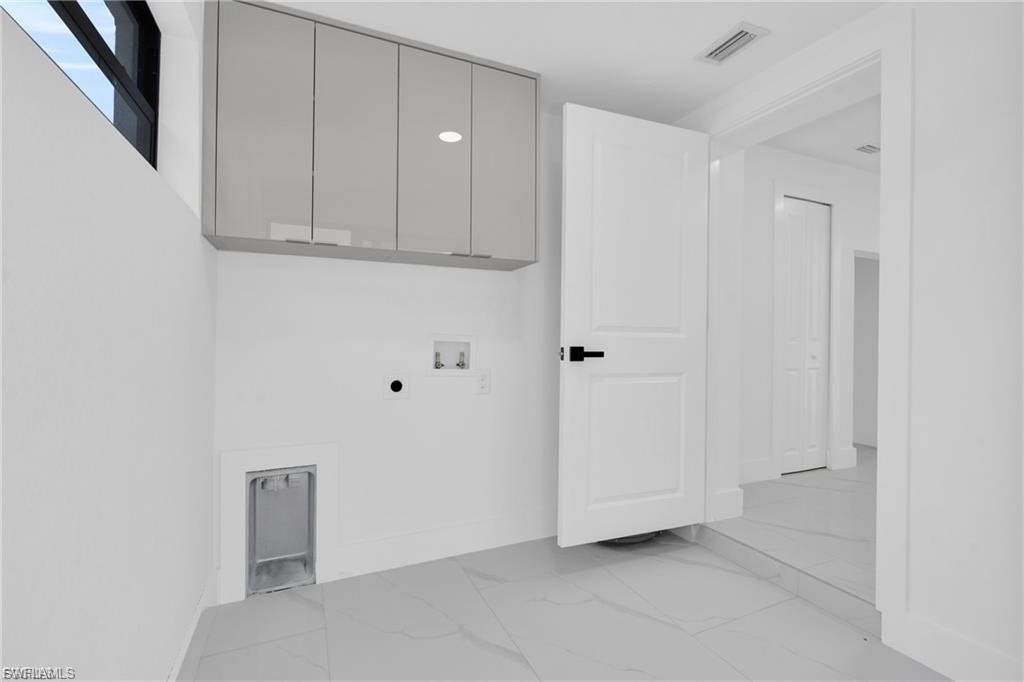 FORT MYERS - Residential Lease