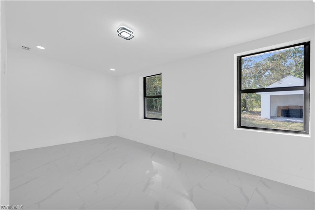 FORT MYERS - Residential Lease