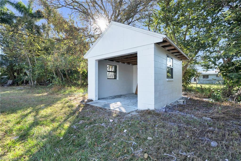 FORT MYERS - Residential Lease