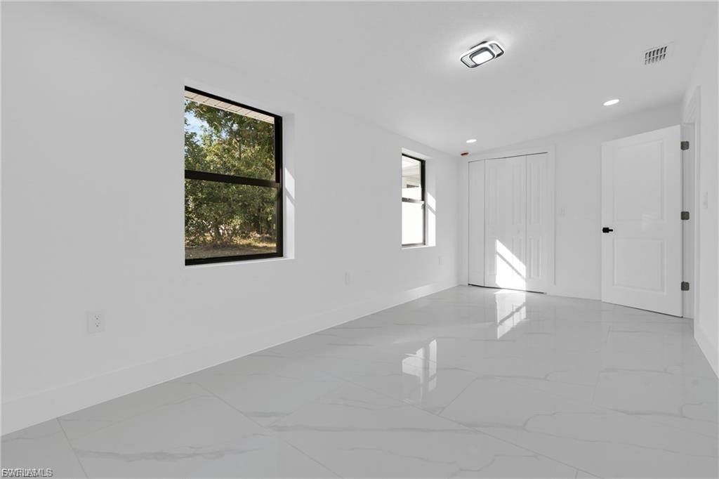 FORT MYERS - Residential Lease