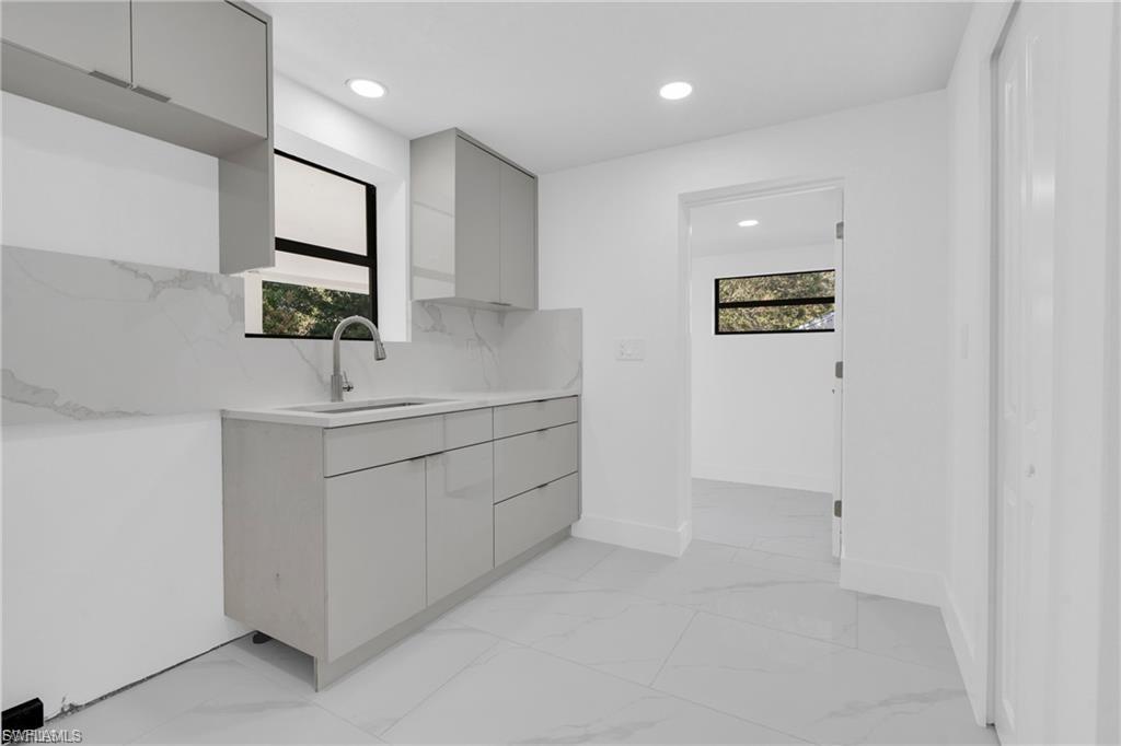 FORT MYERS - Residential Lease