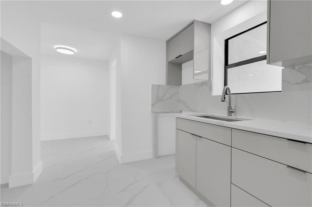 FORT MYERS - Residential Lease